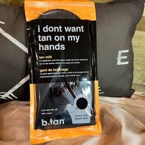 B Tan Black Velvety soft tan applicator mits